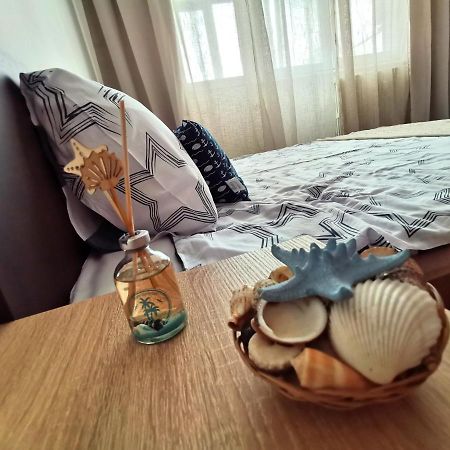Apartamentul Lui Matei 康斯坦察 外观 照片
